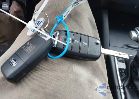 2017 Kia Optima Lx z USA, uszkodzony, nr VIN 5XXGT4L38HG169163